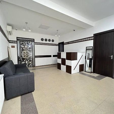 "Modeli" Hostel Tbilisi Ngoại thất bức ảnh